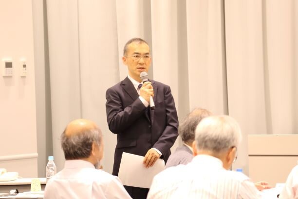 0712司会野坂先生.JPG