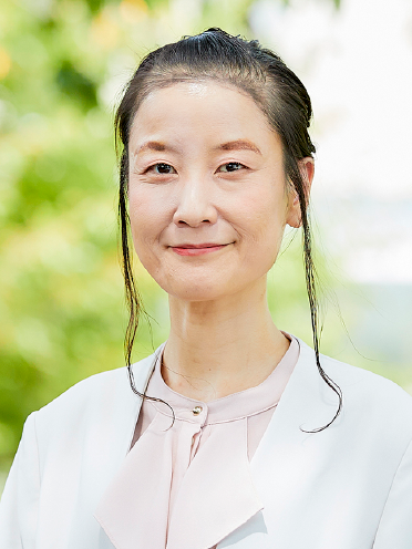 中尾 悠利子