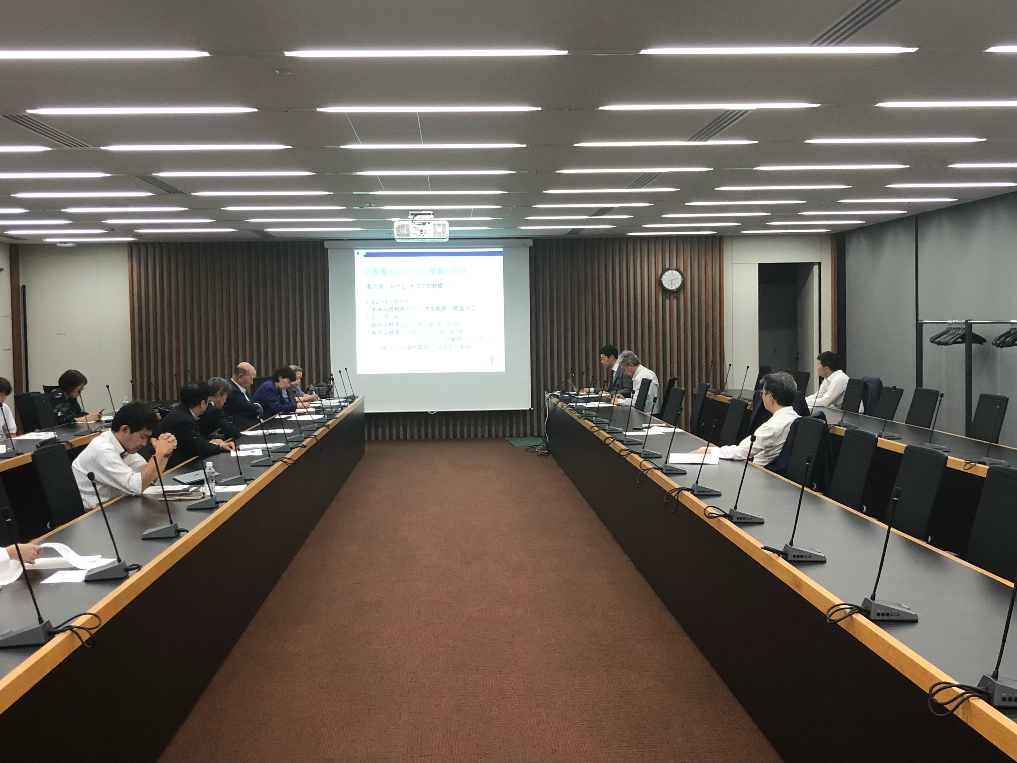 秋季総会写真　堀田先生講演