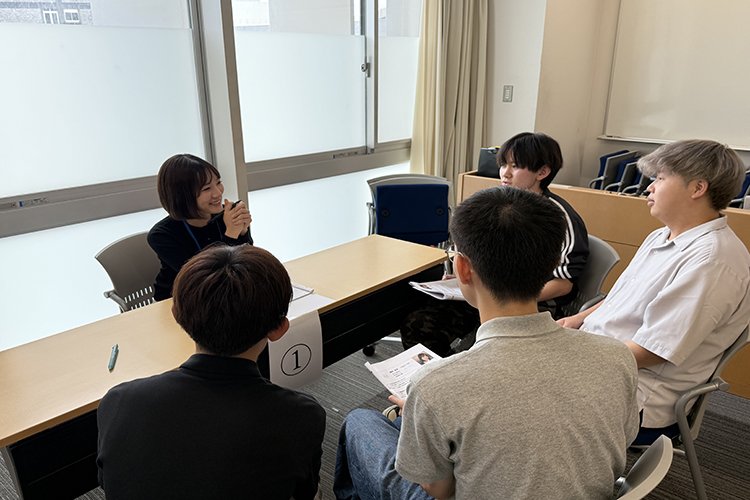 「マスコミ業界OB・OGキャリア相談会」を開催