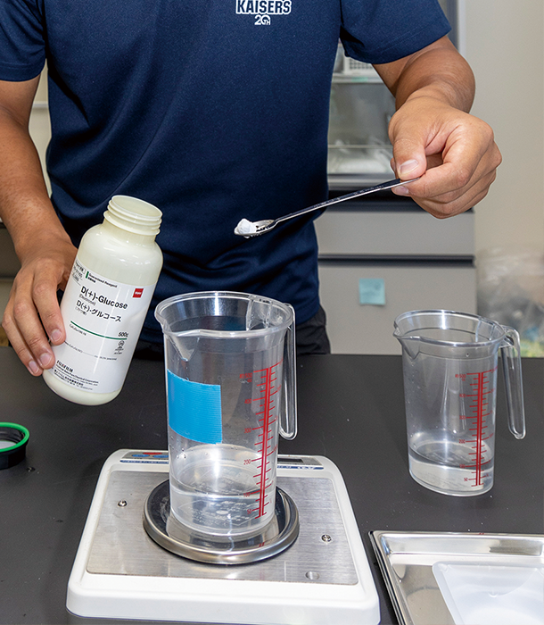 「炭水化物マウスリンス」の準備作業