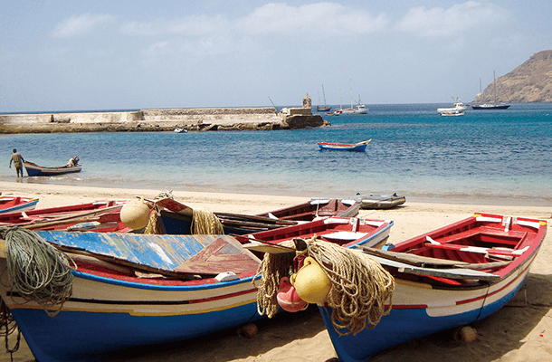 サンティアゴ島にあるタラファル・ビーチの風景