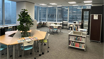 コミュニティラウンジ